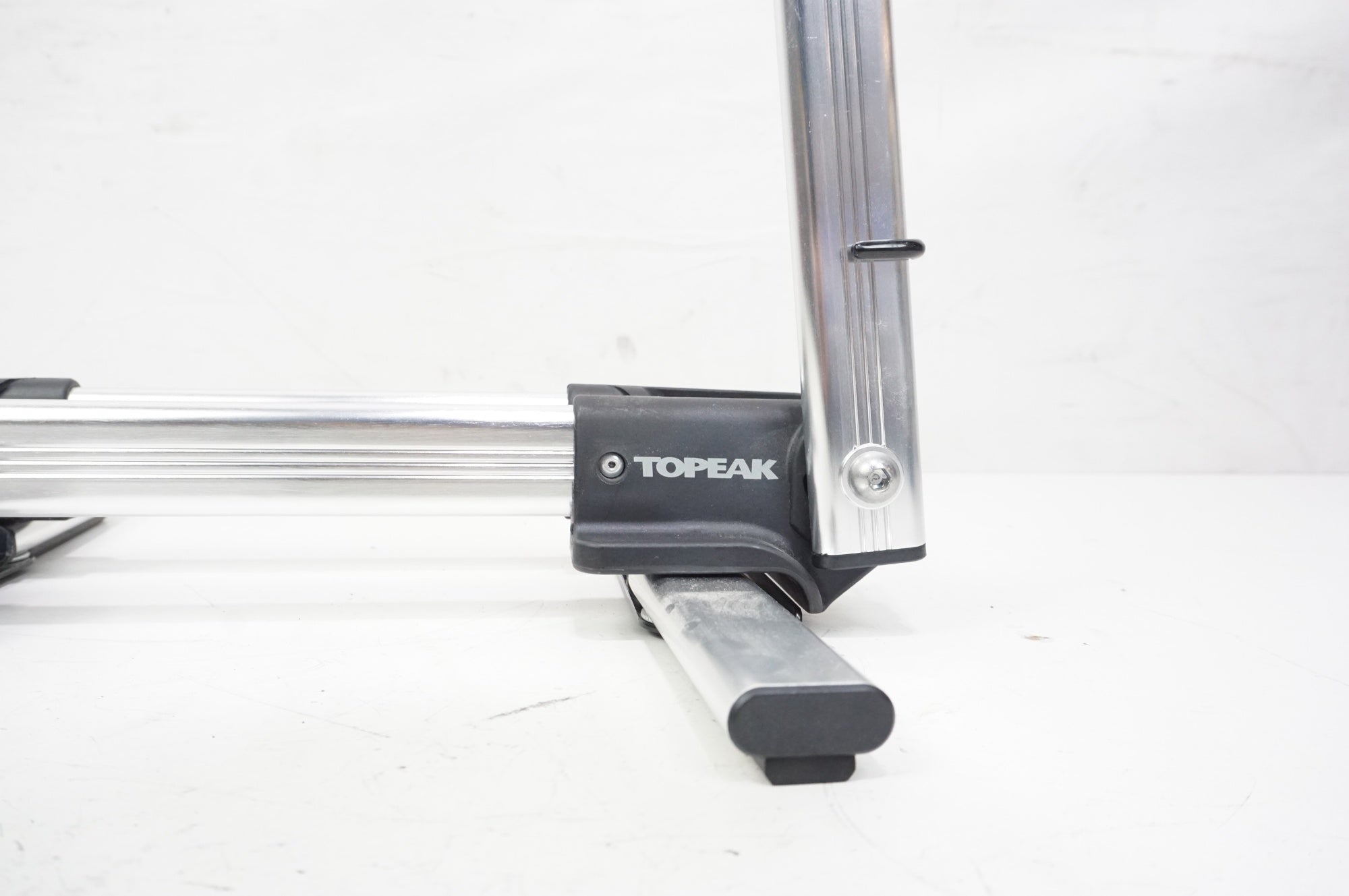 TOPEAK 「トピーク」 LINE UP ディスプレイスタンド / 中目黒店