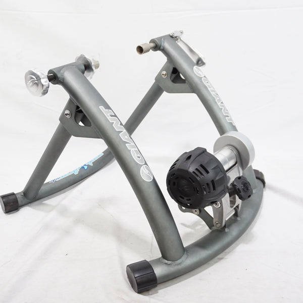 大人気！ローラー台 CYCLOTRON FLUID ST ｜ ジャイアントストア