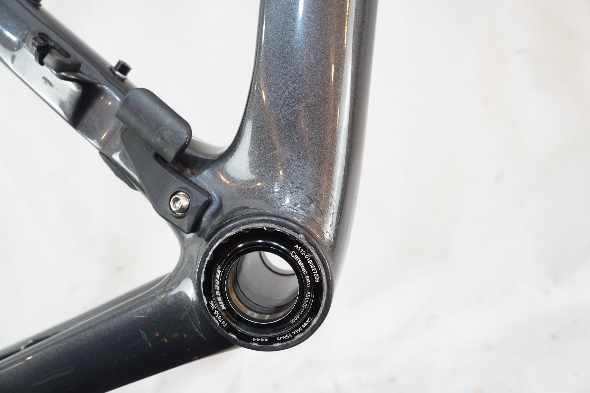 TREK 「トレック」 EMONDA SL6 DISC 2023年モデル フレームセット