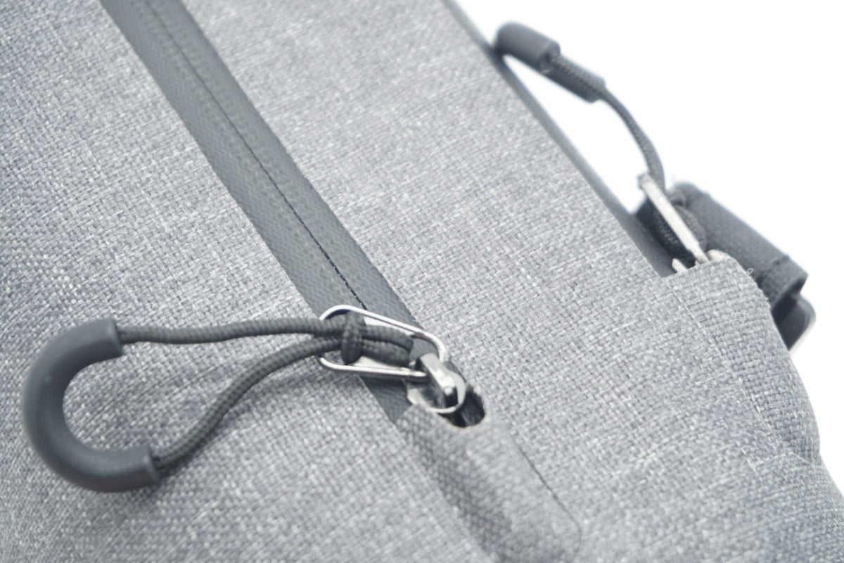 R250 「アールニーゴーマル」 防水ドラム型 フロントバッグ / 滋賀大津店