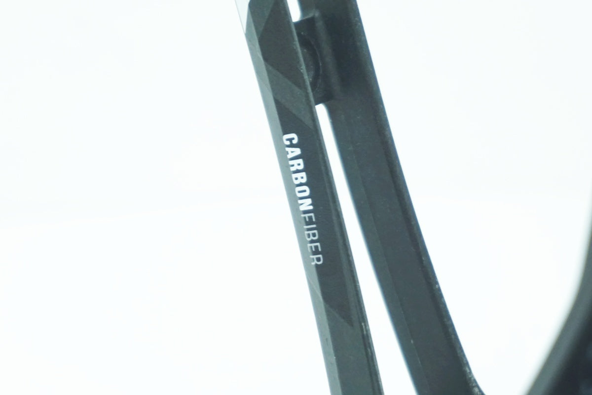 ADEPT 「アデプト」 CARBON FIBER ボトルケージ / 大阪美原北インター店