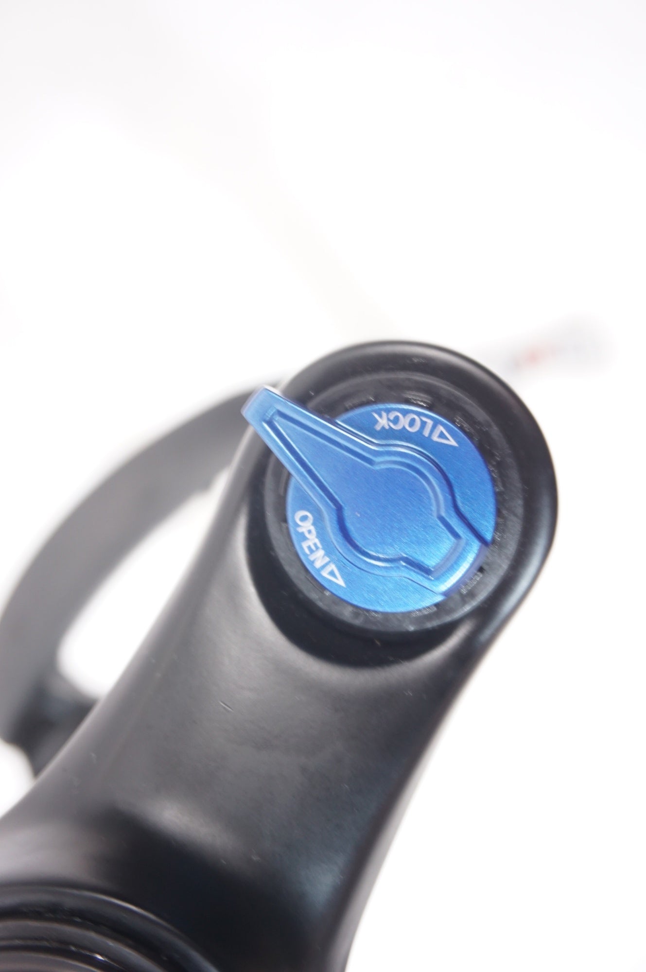 SR SUNTOUR 「サンツアー」 XCR 29インチ サスペンションフォーク / 世田谷店