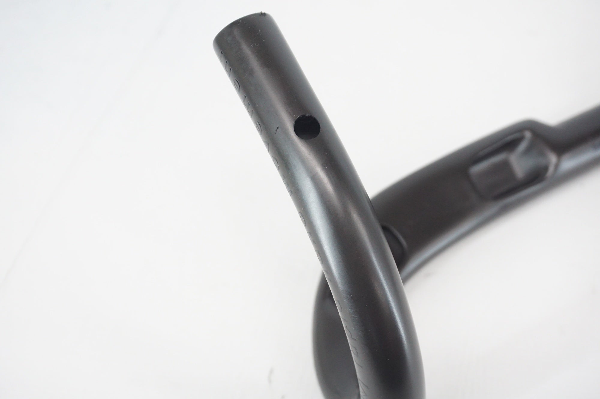 DEDA 「デダ」 SUPERZERO φ31.7 420mm ハンドル / 阪急塚口店