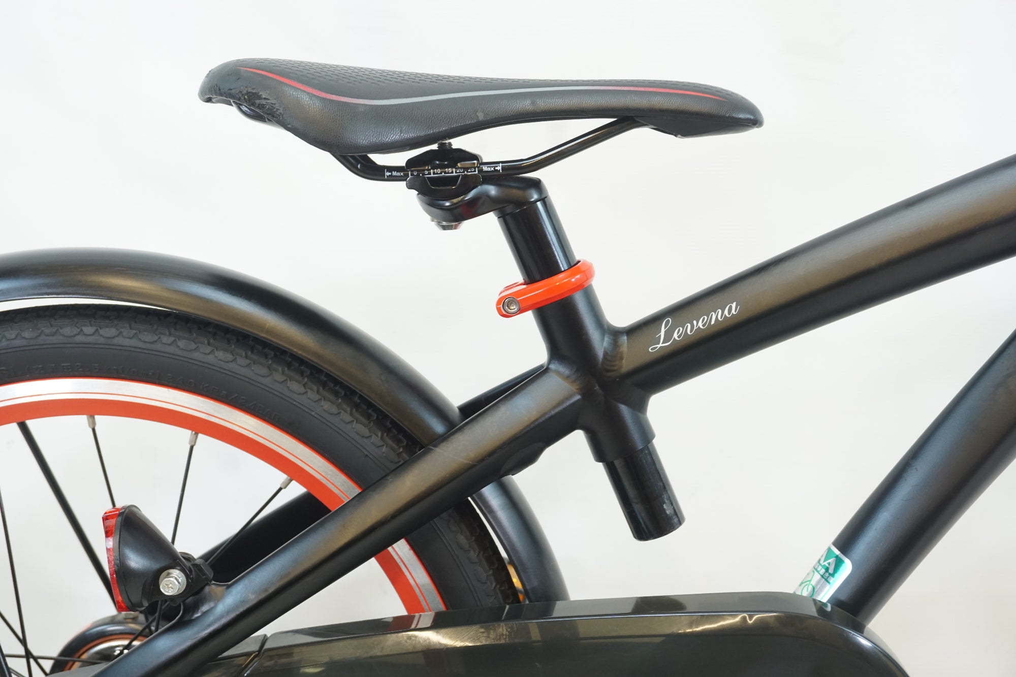 BRIDGESTONE 「ブリヂストン」 LEVENA 18 2019年モデル キッズバイク  / 有明ガーデン店