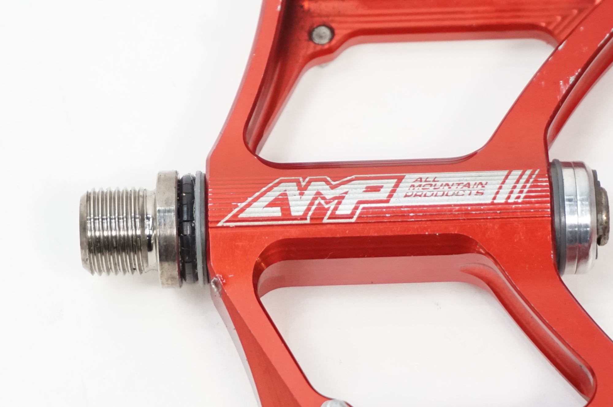 STRAITLINE 「ストレートライン」 AMP フラットペダル / 川越店