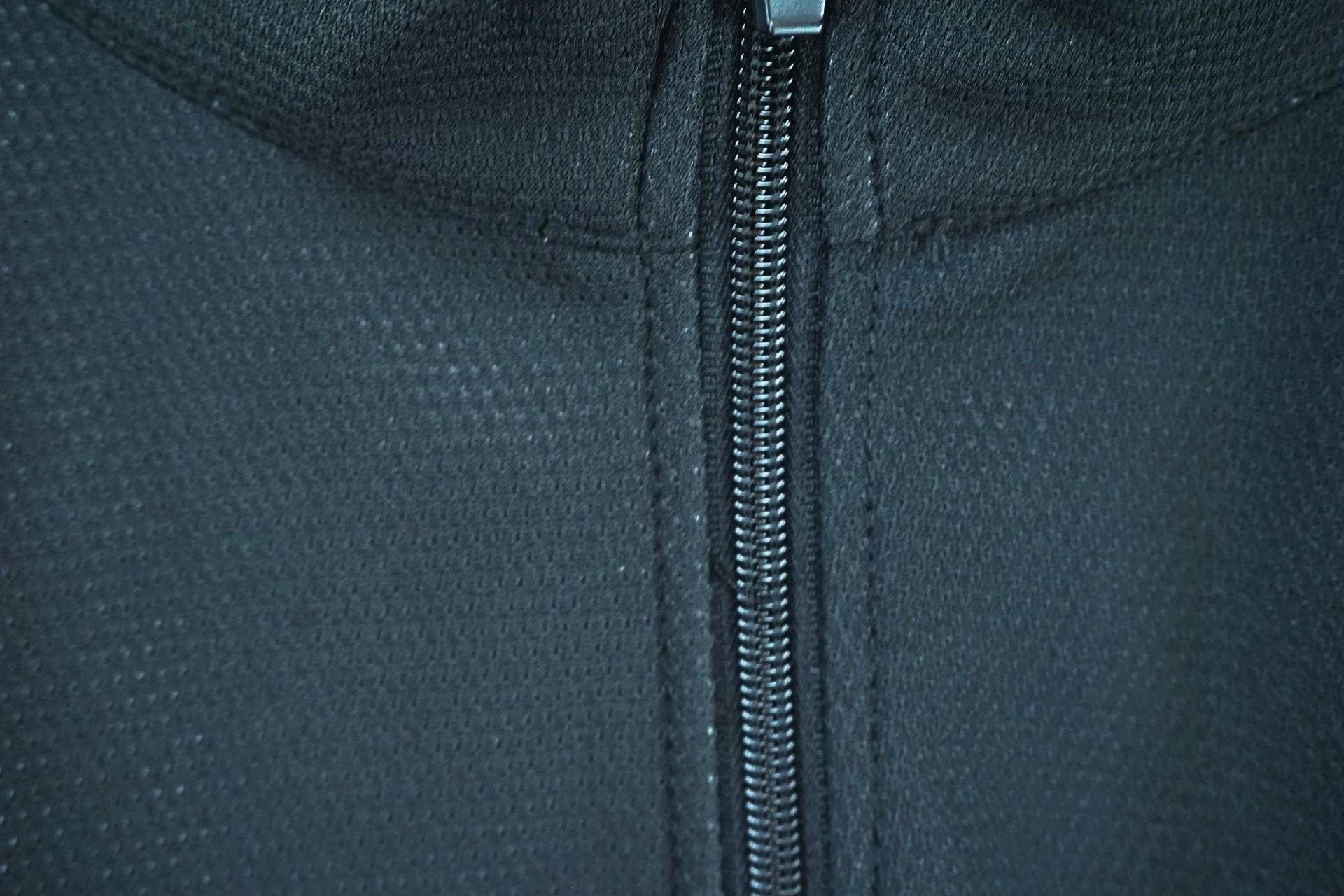 WELLCLS 「ウェルクルズ」 Ｍサイズ サイクルジャケット 冬用 上下セット / 有明ガーデン店