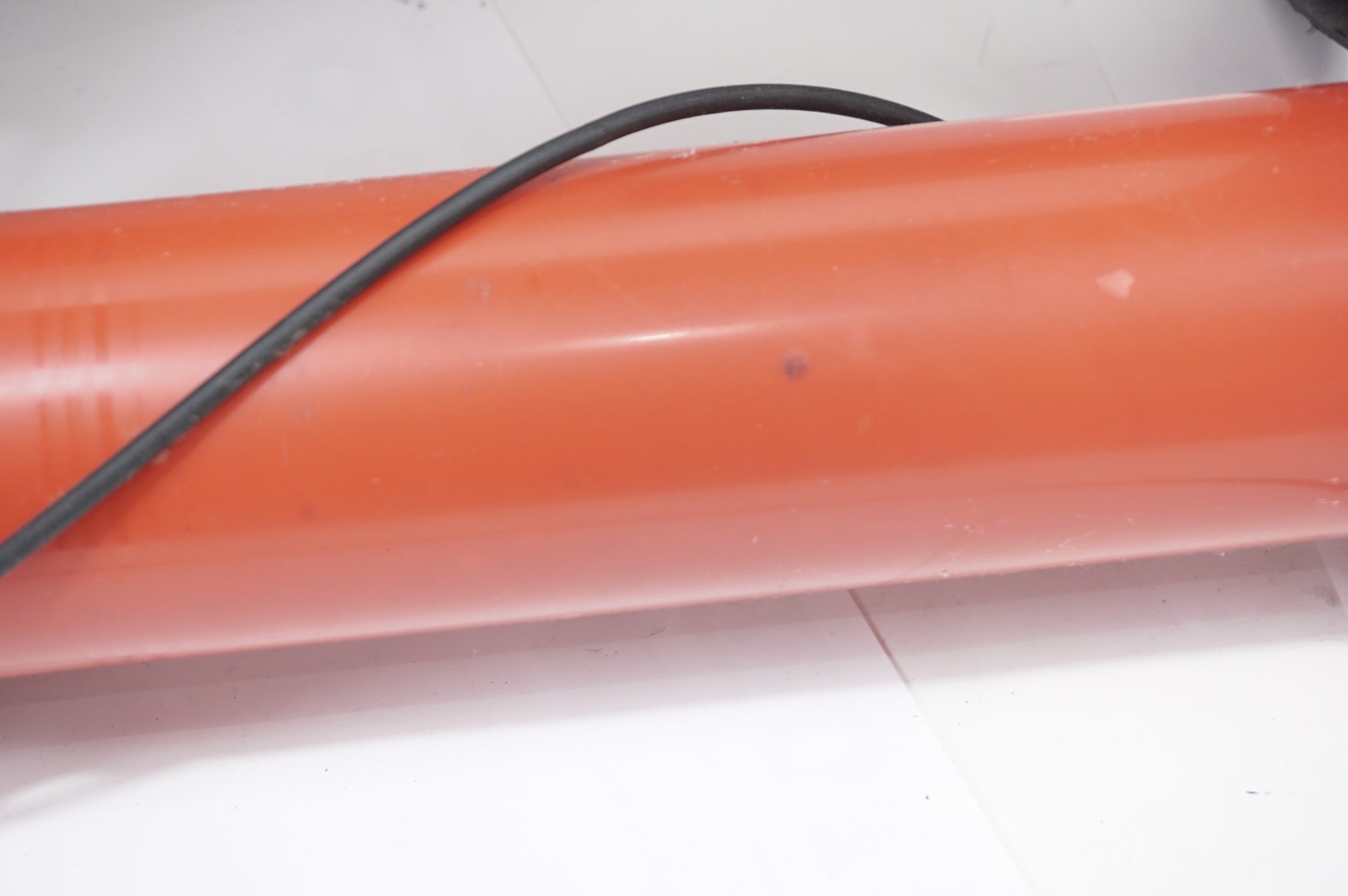 ELITE 「エリート」 ARION MAG 固定ローラー / 世田谷店