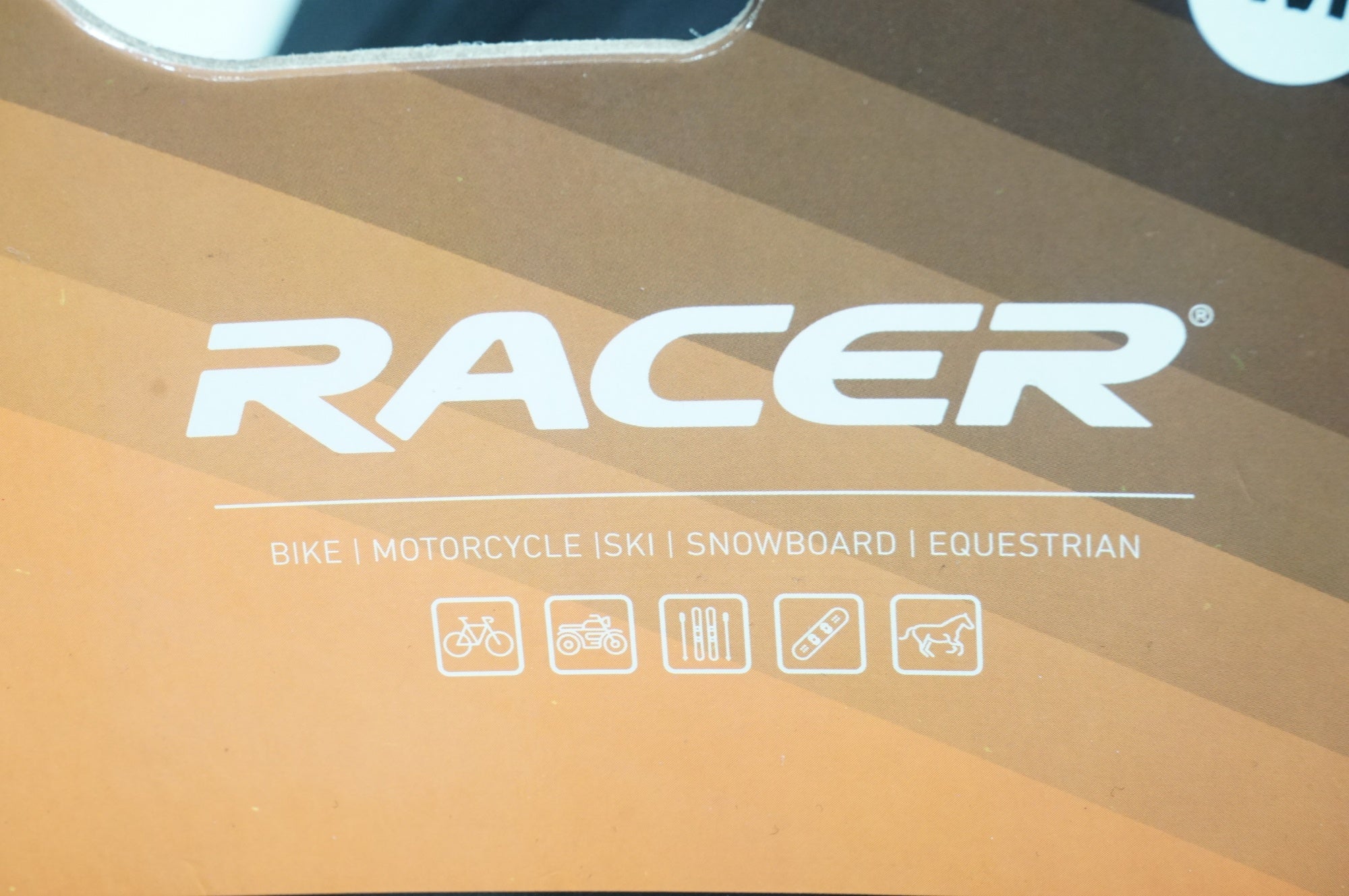 RACER 「レーサー」 PROFILE KNEE Mサイズ プロテクター / 大宮店