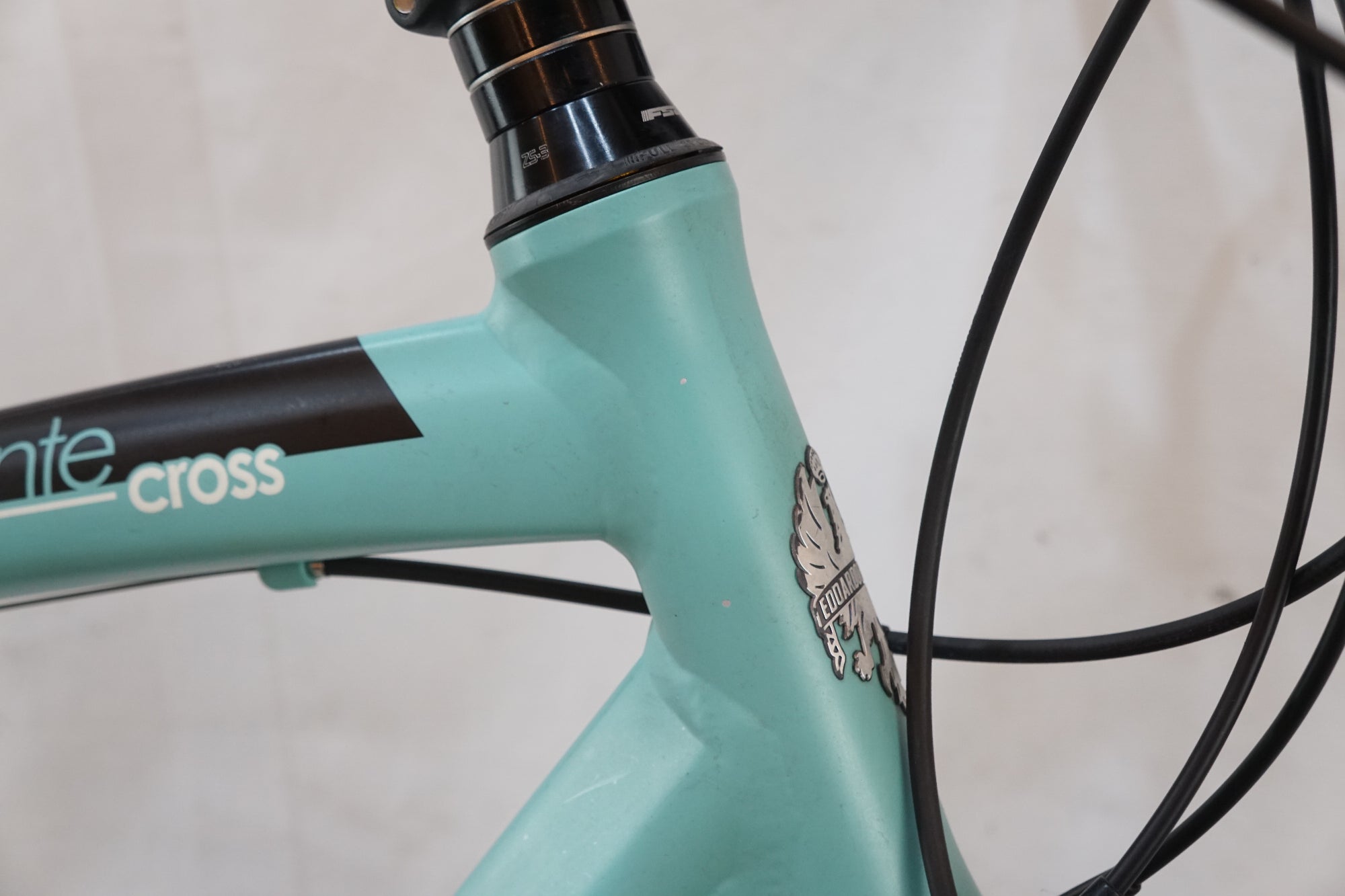 BIANCHI 「ビアンキ」 CAMALEONTE CROSS 2013年頃 クロスバイク