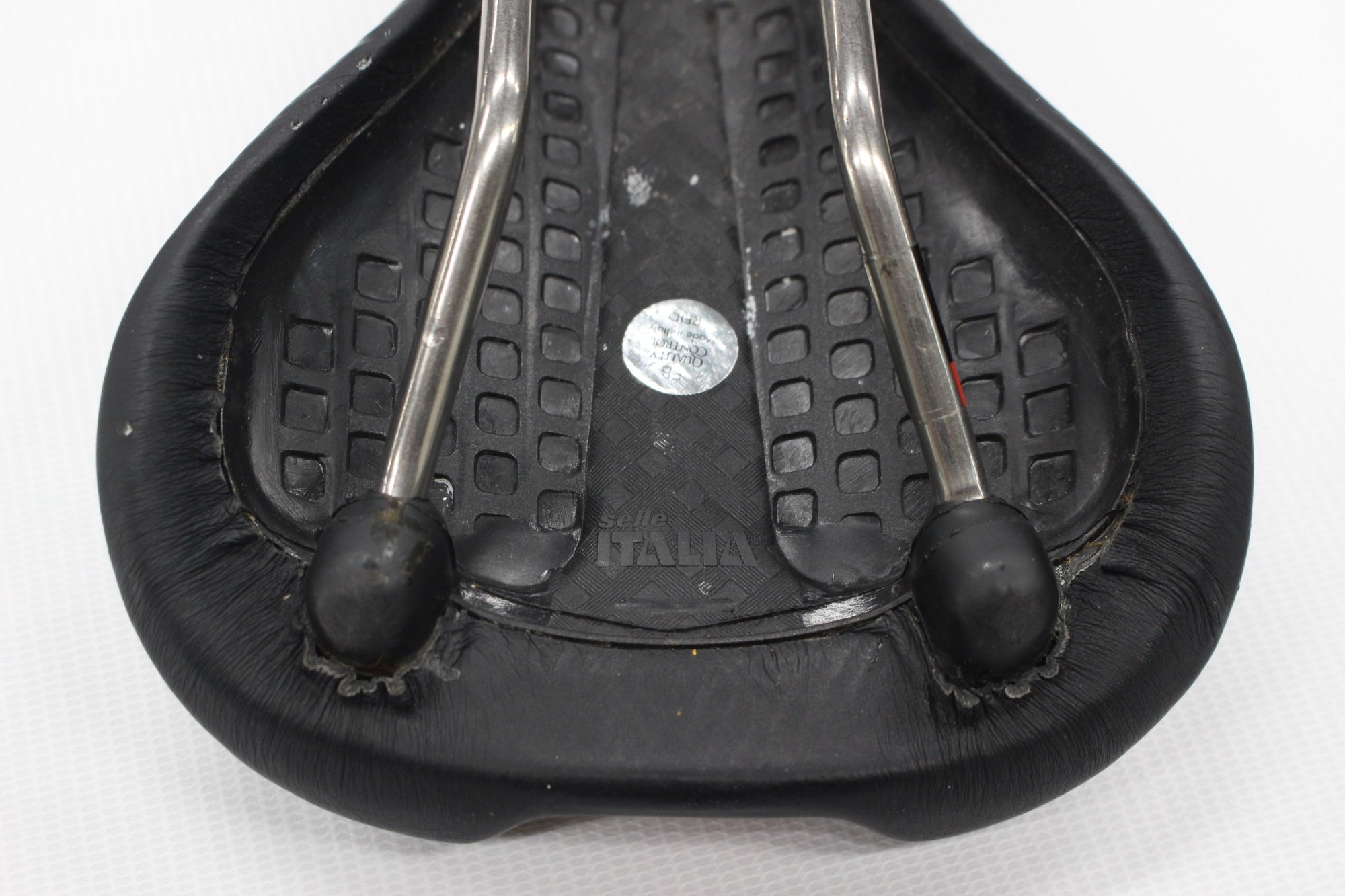 SELLE ITALIA 「セライタリア」 FLITE TITANIUM サドル / 阪急