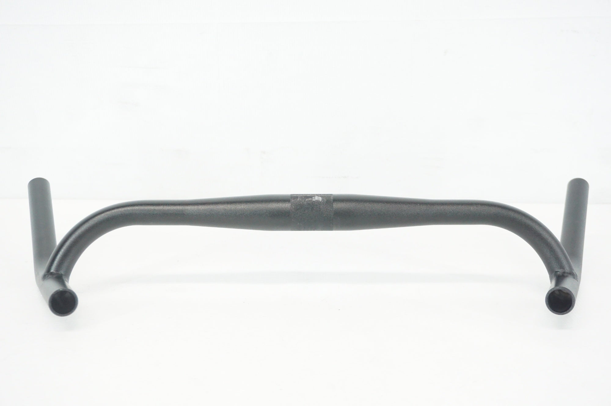 ブランド不明 Φ31.8 560mm ハンドルバー / 阪急塚口店