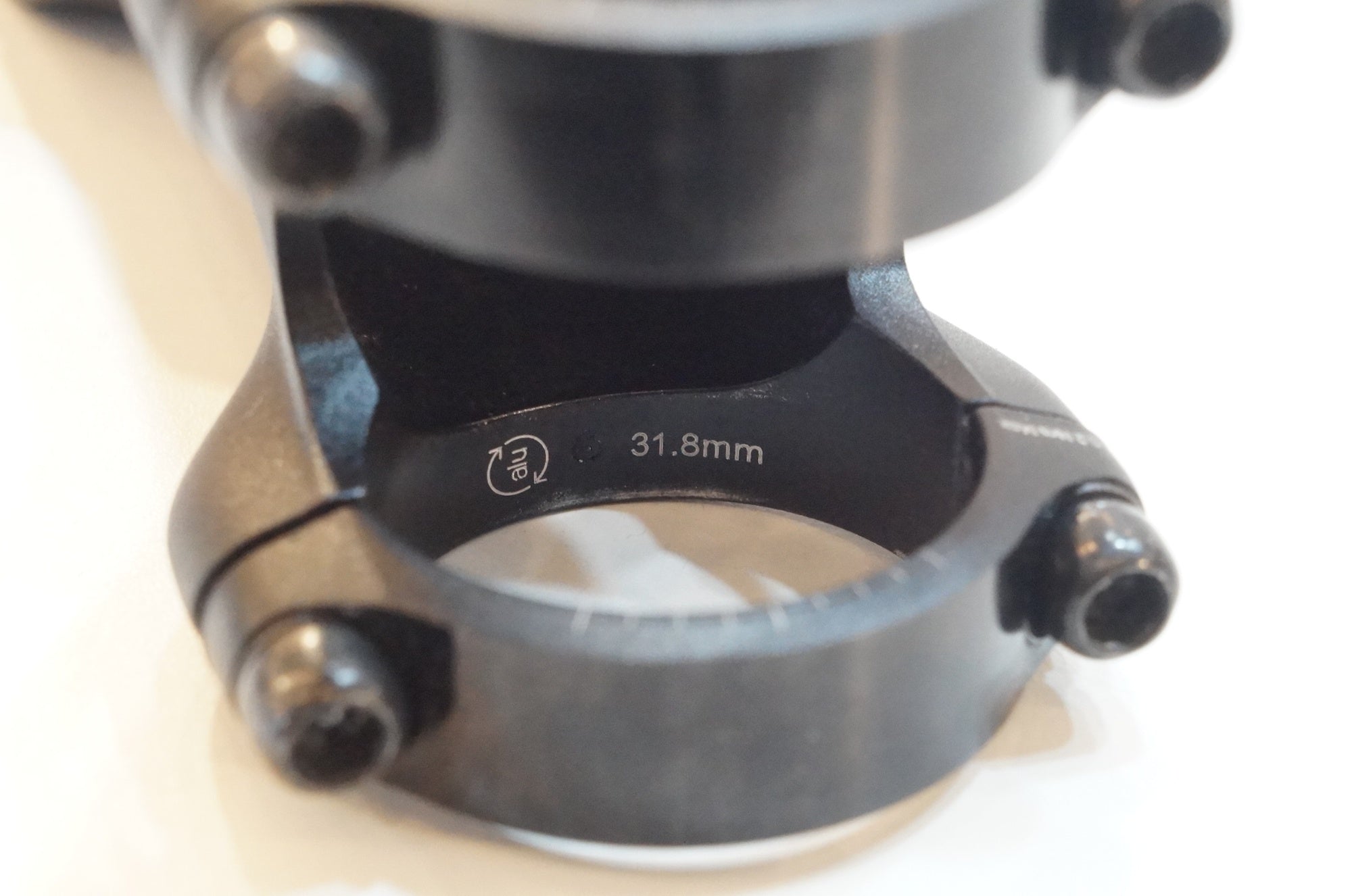 BONTRAGER 「ボントレガー」 ELITE BLENDR 90mm φ31.8 ステム / バイチャリ浦和ベース