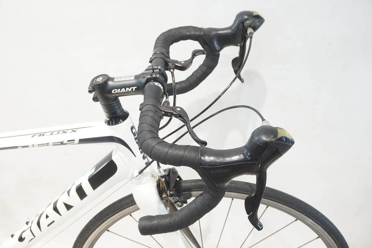 GIANT 「ジャイアント」 DEFY 3 2013年モデル ロードバイク / 横浜戸塚店