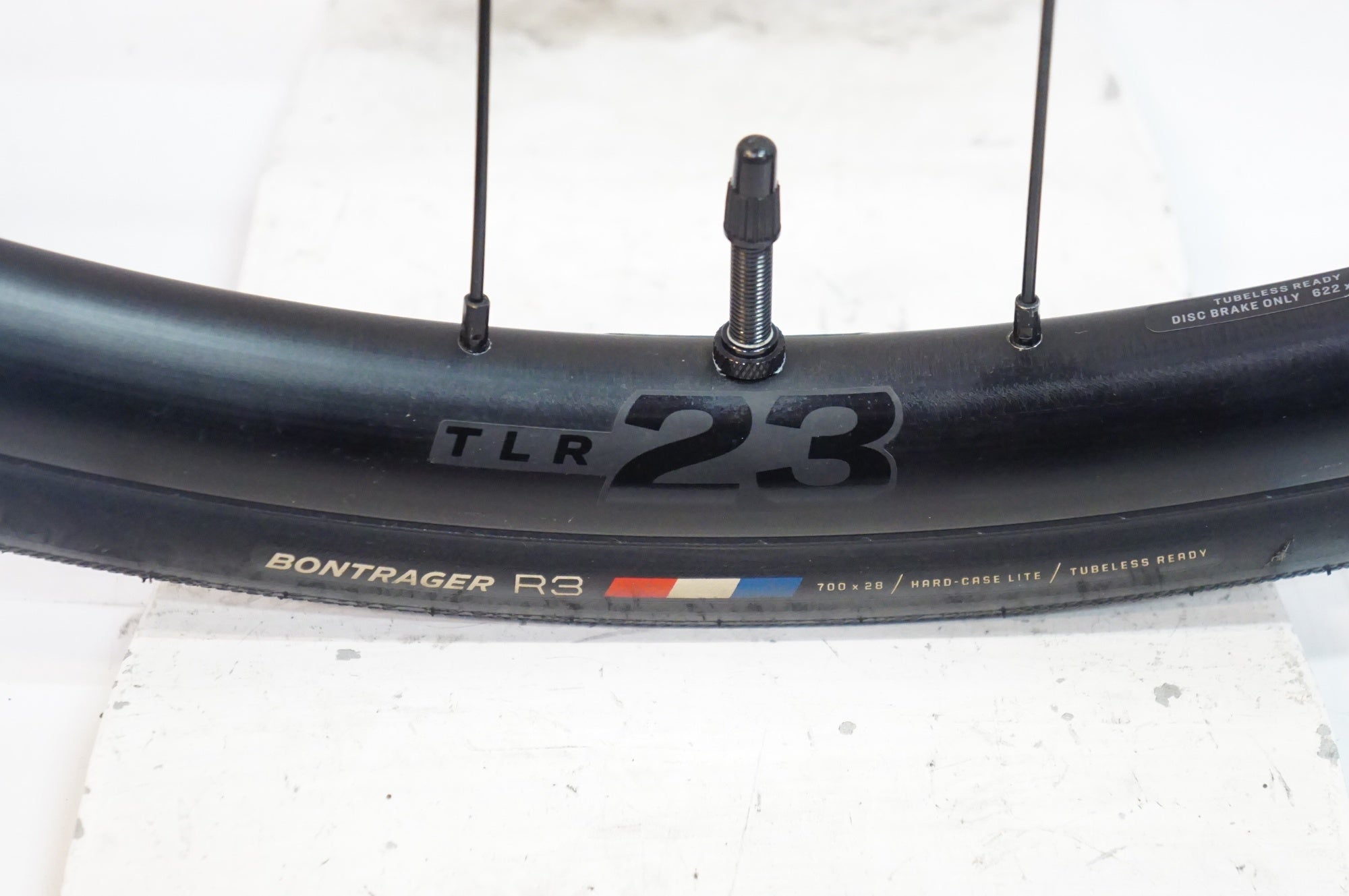 BONTRAGER 「ボントレガー」 PARADIGM TLR23 DISC シマノ11/12速