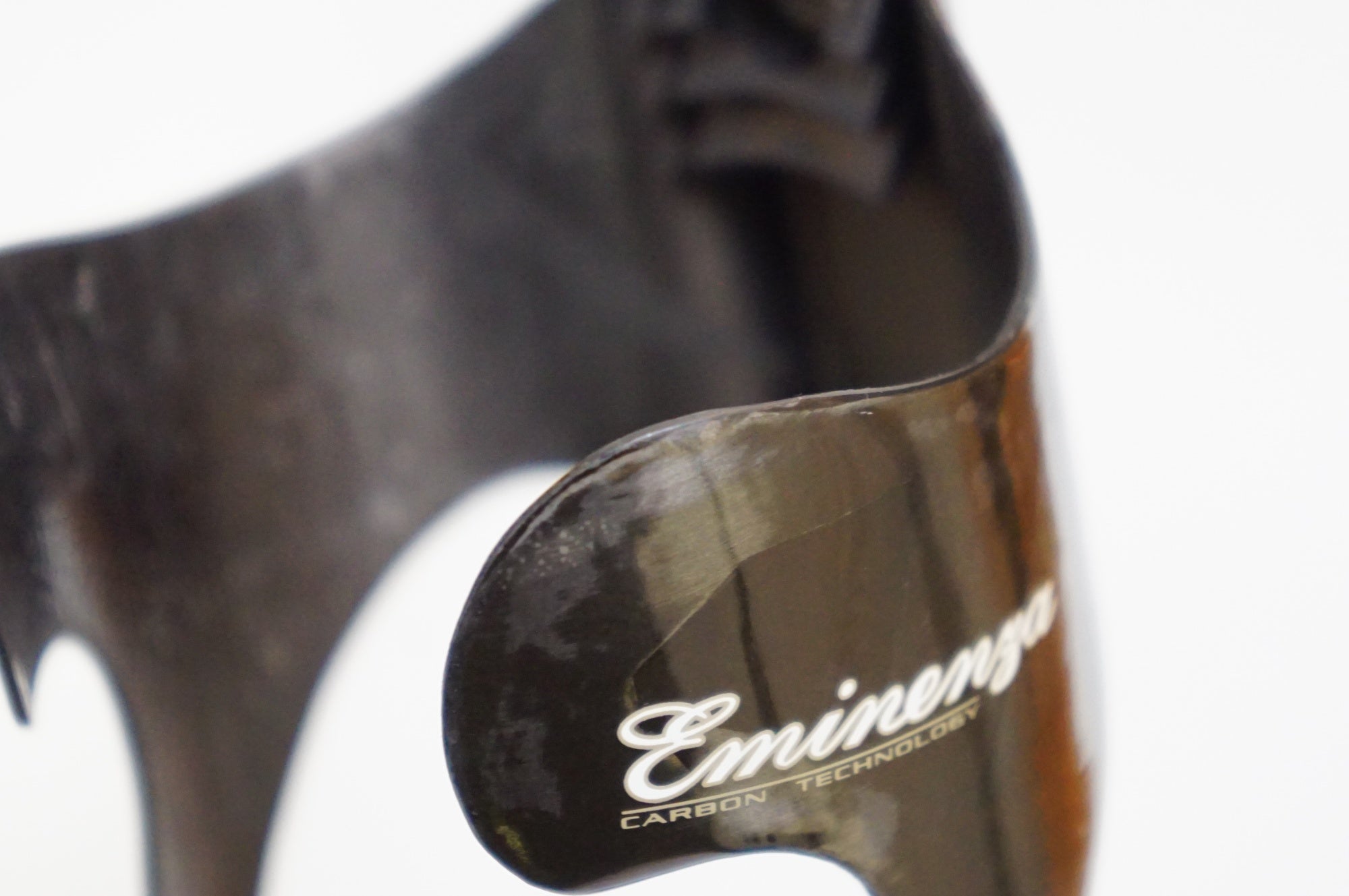 EMINENZA 「エミネンザ」 カーボンボトルケージ / 熊谷本店