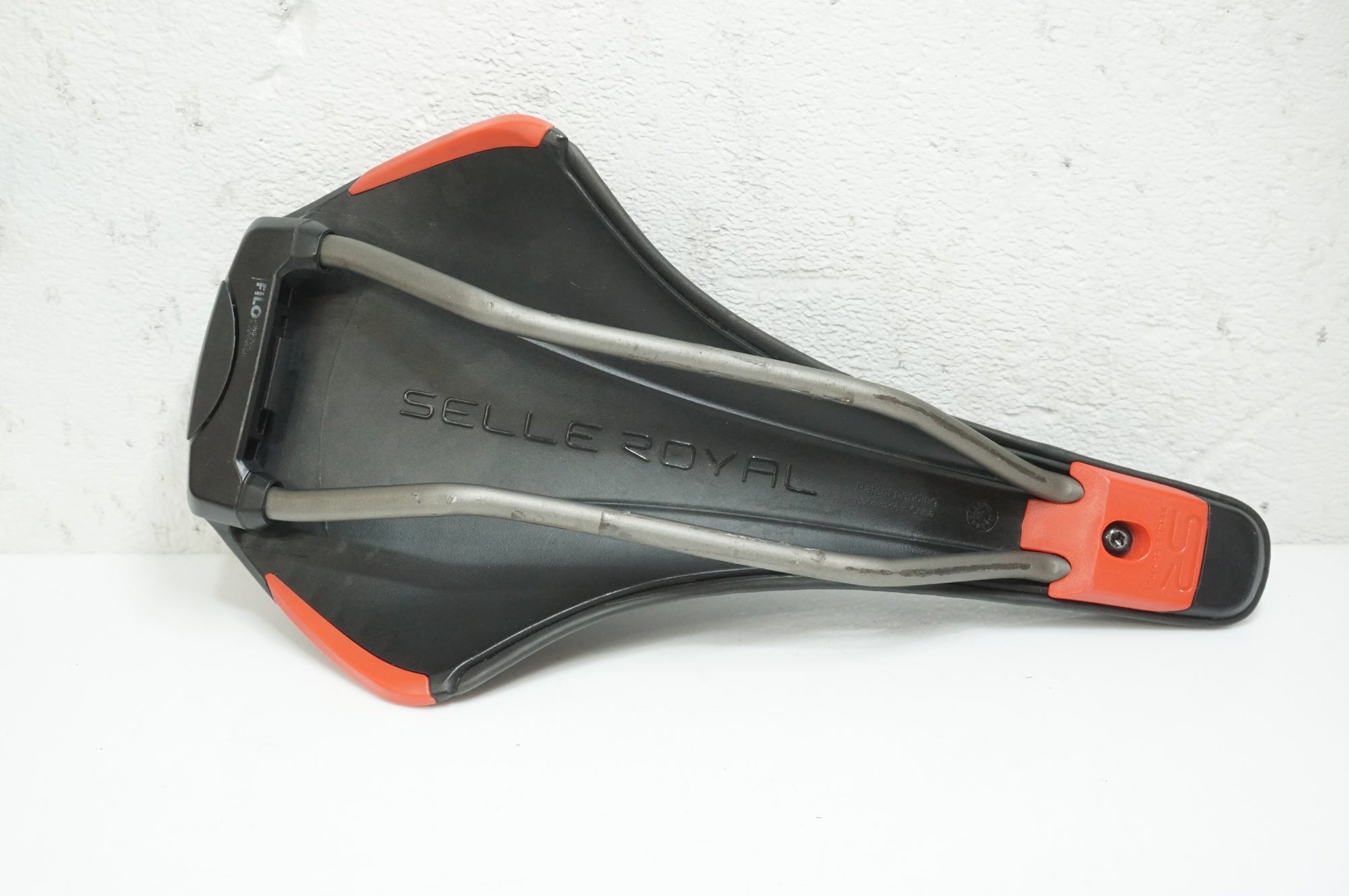 SELLE ROYAL 「セラロイヤル」 ASPHALT サドル / 大宮店