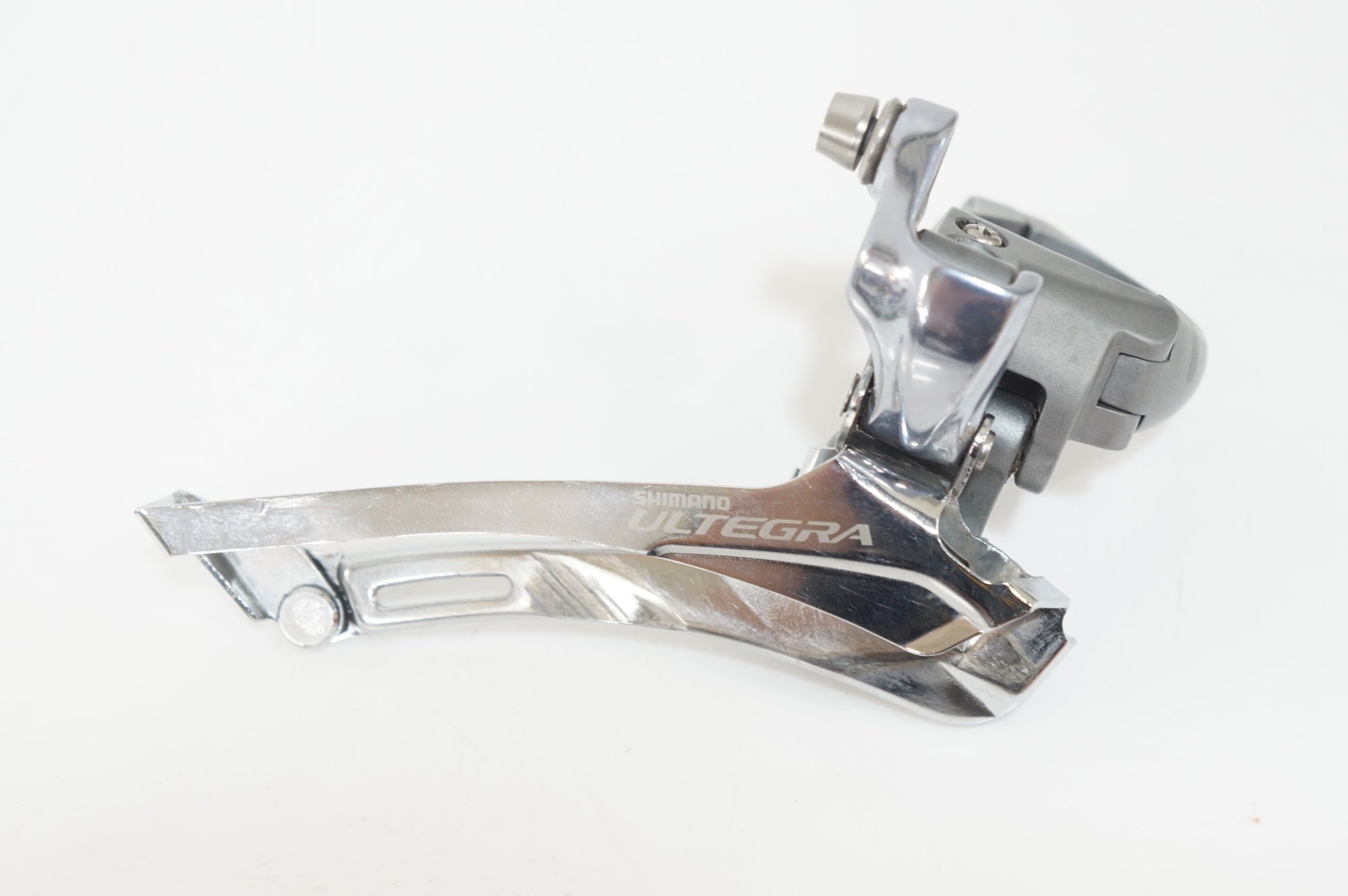 SHIMANO 「シマノ」 ULTEGRA FD-6700 フロントディレイラー / 大宮店