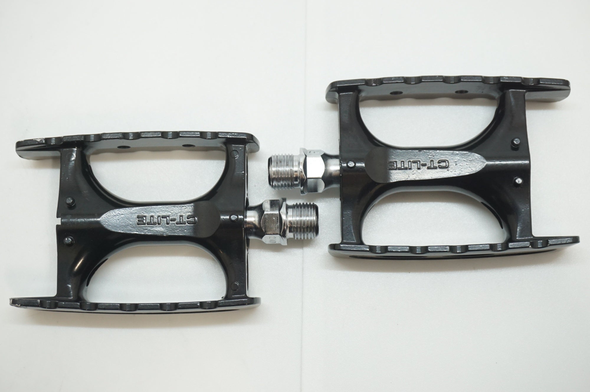 MKS 「ミカシマ」 CT-LITE ペダル / 福岡店