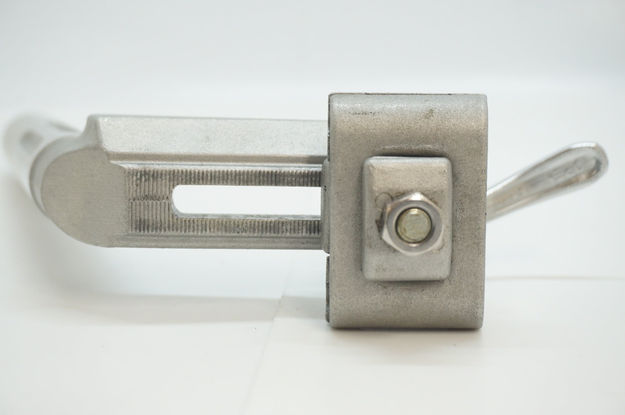 SAKAE 「サカエ」 MTE100 φ26.8 200mm シートポスト / 福岡店