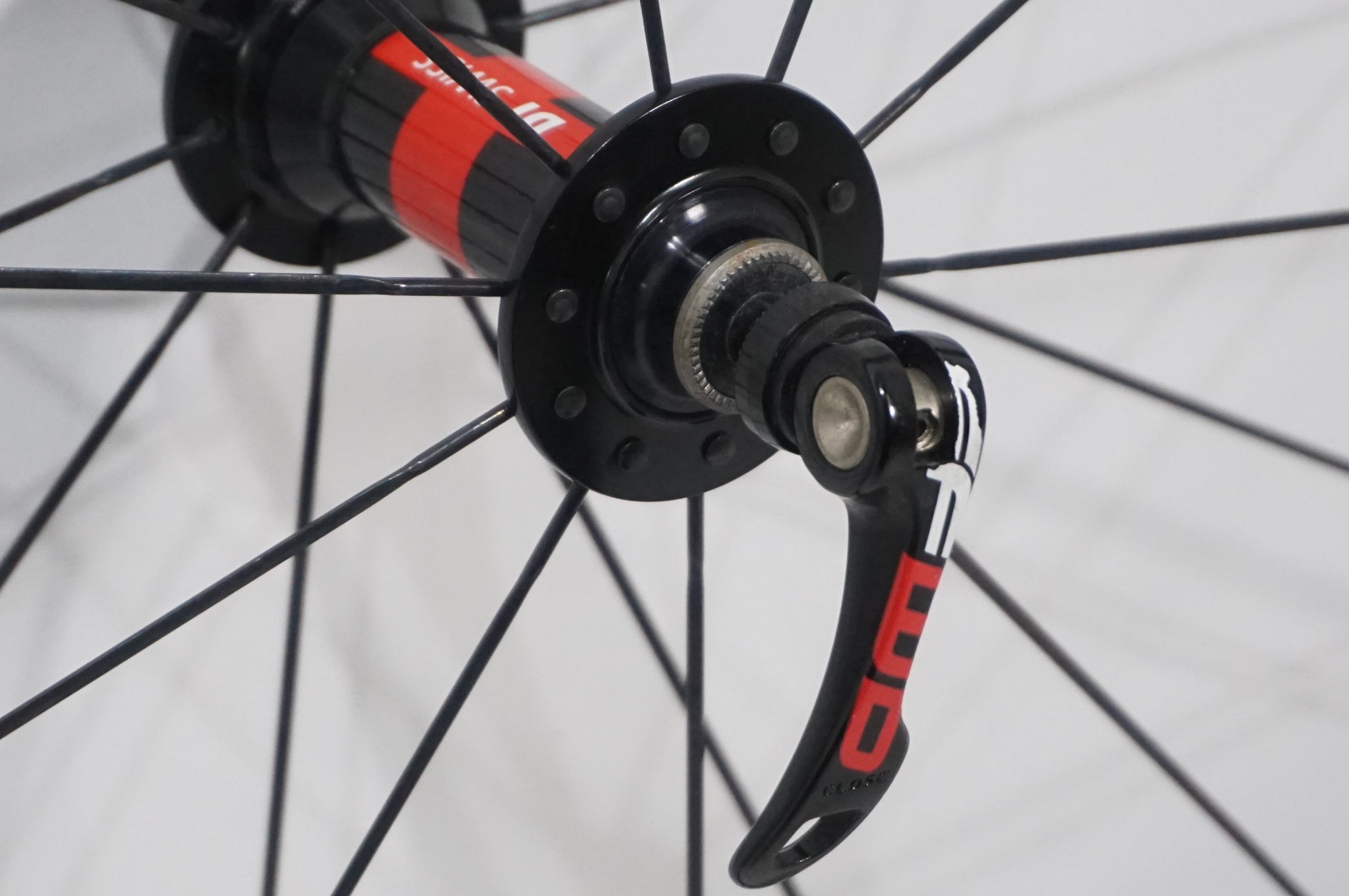 FFWD 「ファストフォワード」 F4R 240S TU チューブラー カンパフリー