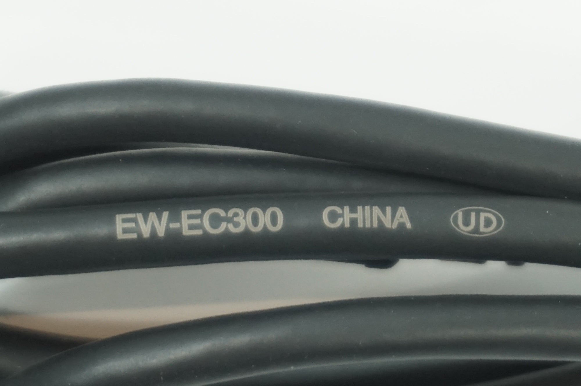 SHIMANO 「シマノ」 EW-EC300 チャージングケーブル / 世田谷店