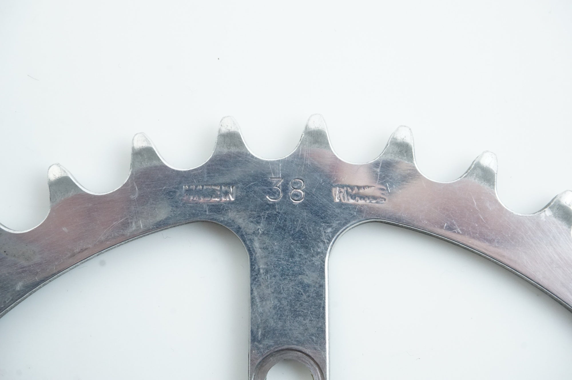 SPECIALITES TA 「スペシャリテ ティーエー」 CYCLOTOURISTE 38T インナーチェーンリング / 中目黒店