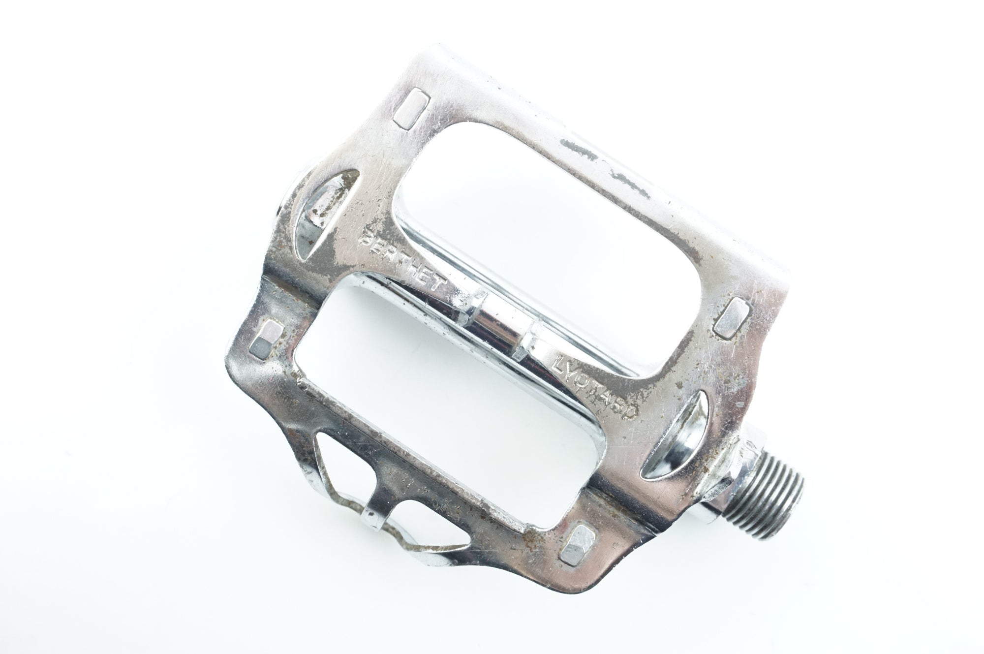 LYOTARD 「リオター」 