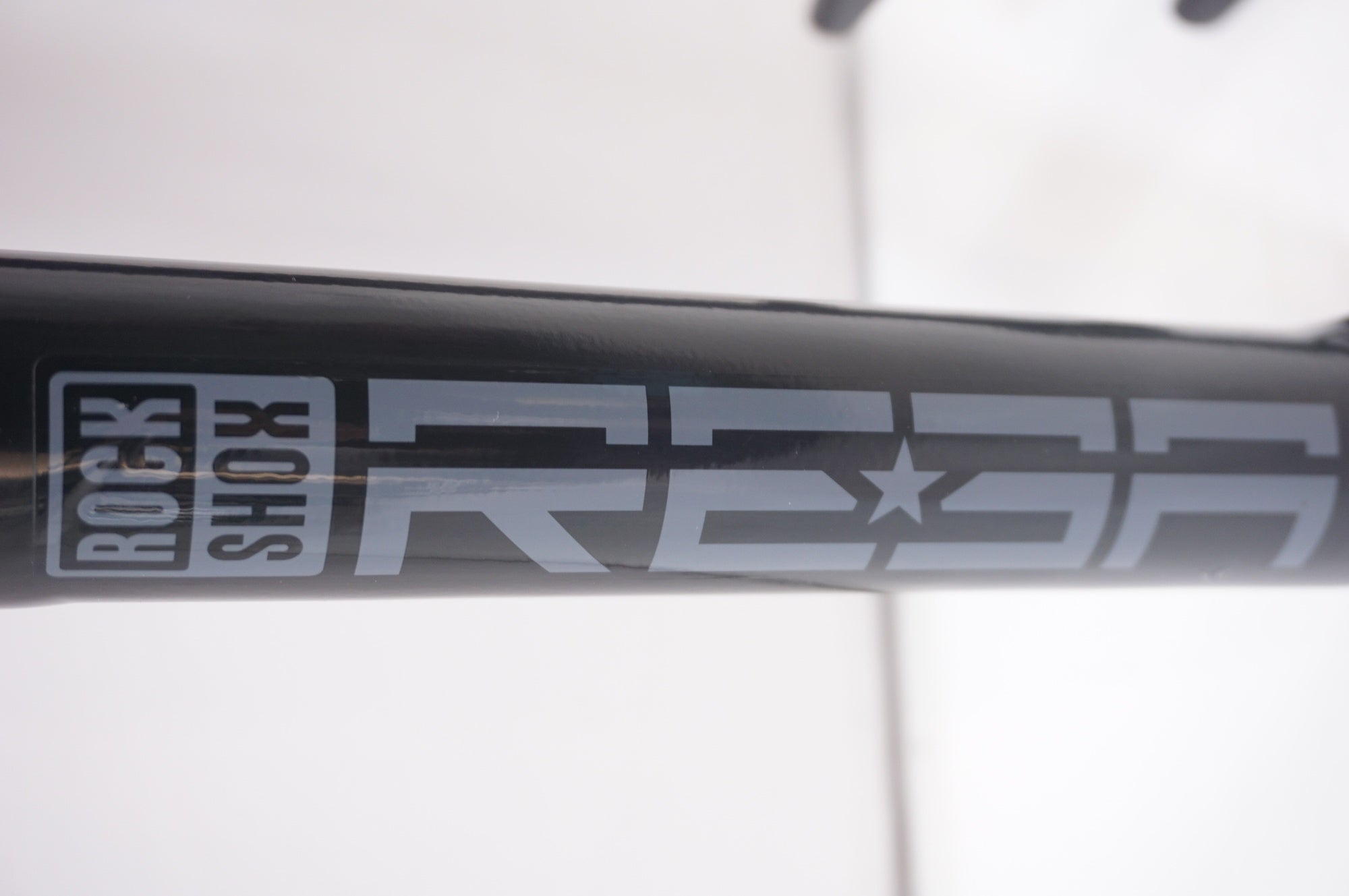 ROCKSHOX 「ロックショック」 REBA 29インチ サスペンションフォーク