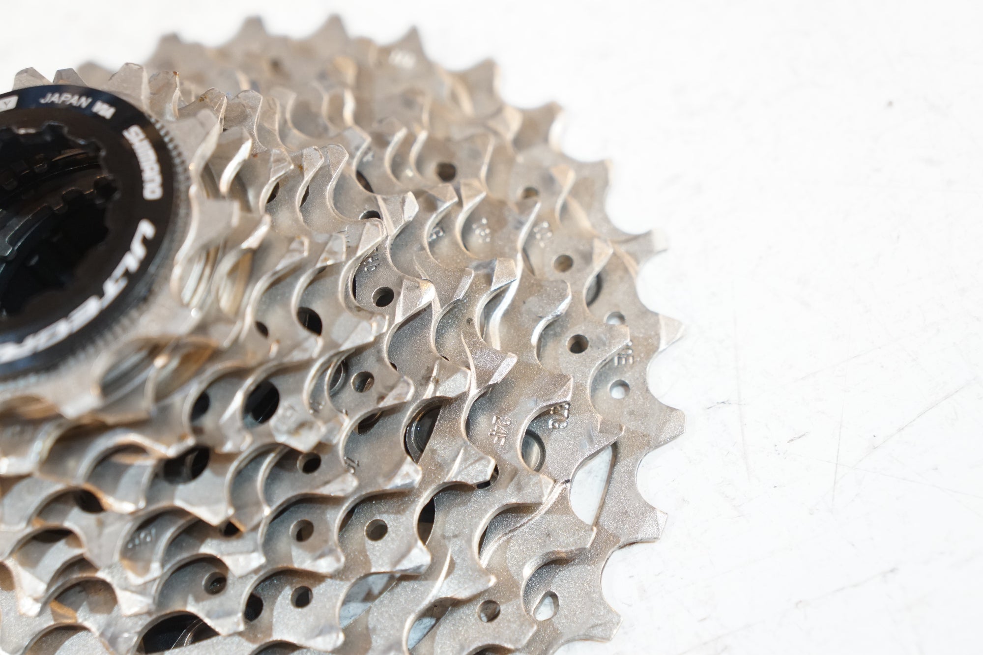 SHIMANO 「シマノ」 ULTEGRA CS-R8100 11-30T 12S スプロケット