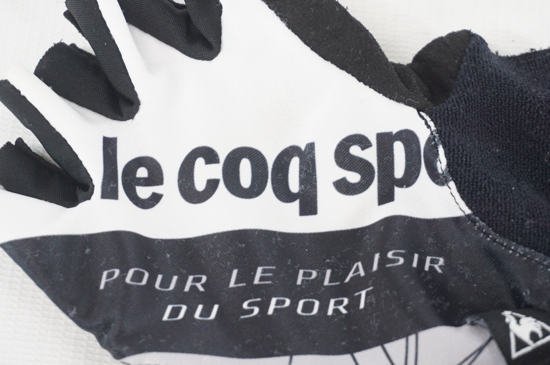 LE COQ SPORTIF 「ルコックスポルティフ」 Mサイズ 指切りグローブ / 阪急塚口店