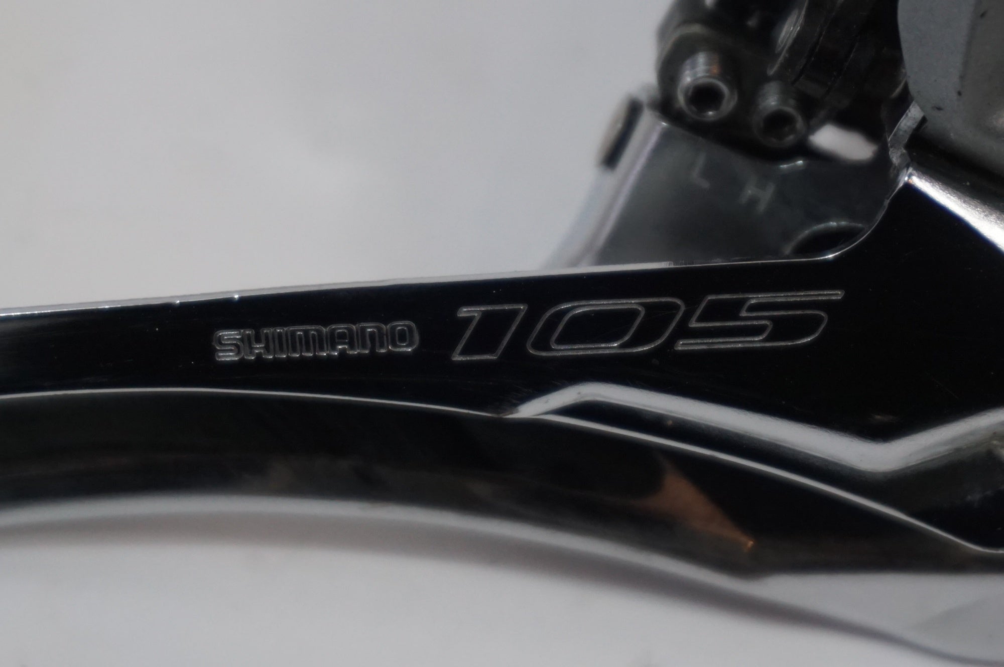 SHIMANO 「シマノ」 105 FD-5801 フロントディレイラー / 世田谷店