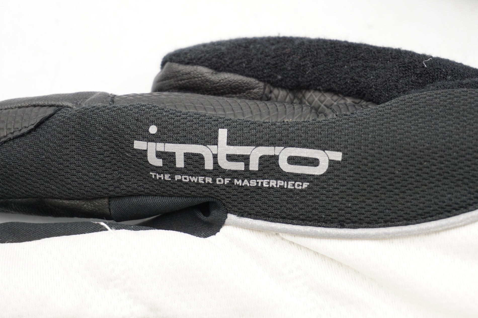 INTRO 「イントロ」 XLサイズ ウインター グローブ / 奈良店