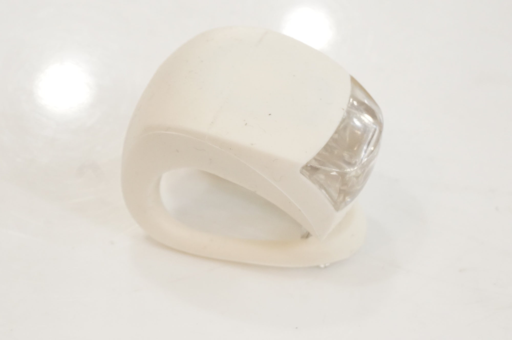 KNOG 「ノグ」 フロントライト / 大宮店