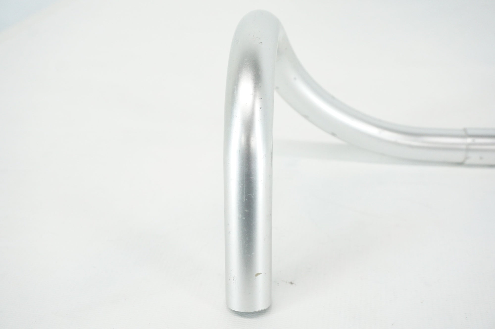 CINELLI 「チネリ」 CRITERIUM Φ26.4 380mm ハンドル / 阪急塚口店