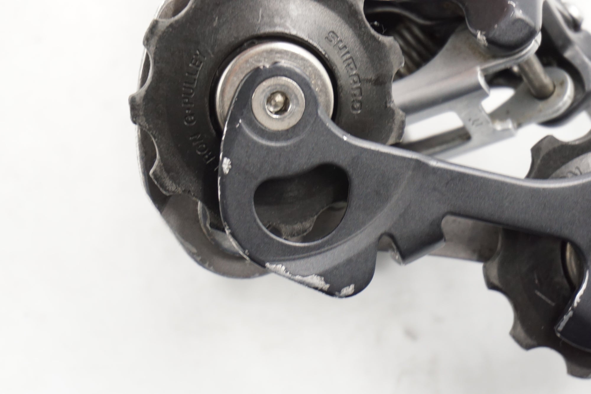 SHIMANO 「シマノ」 105 RD-5700 リアディレイラー / 奈良店