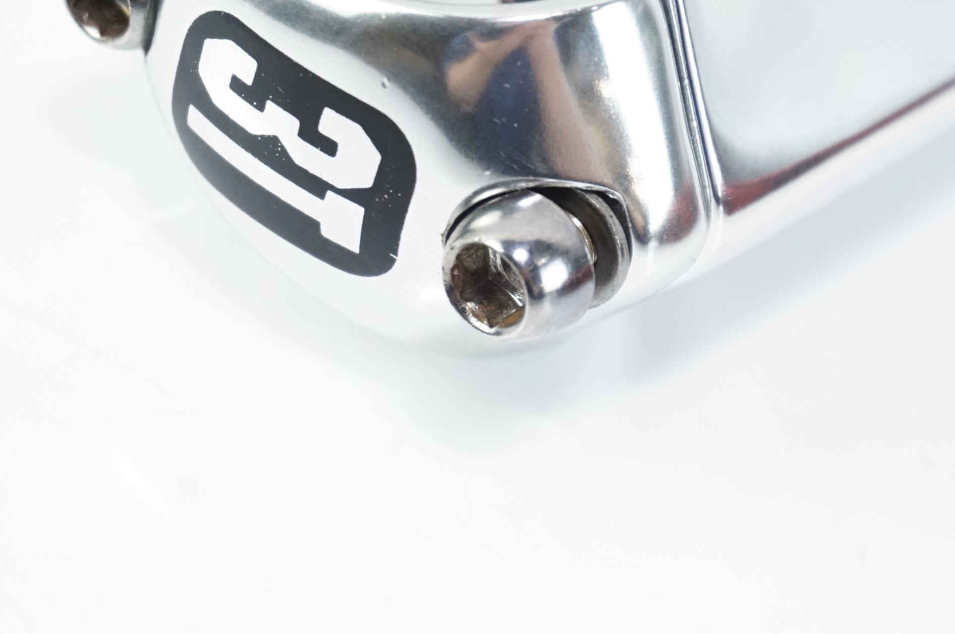 3T 「スリーティー」 MUTANT φ25.4 130mm ステム / 中目黒店