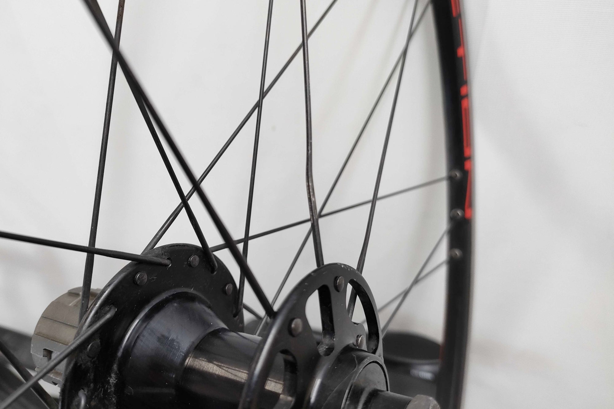 CAMPAGNOLO 「カンパニョーロ」 VENTO REACTION シマノ11速 ホイール 
