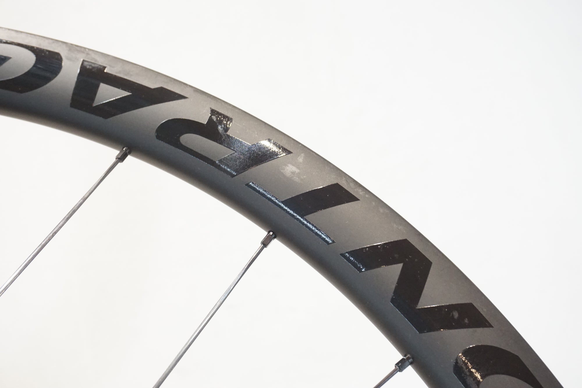 BONTRAGER 「ボントレガー」 AEOLUS PRO 37 DISC フロントホイール