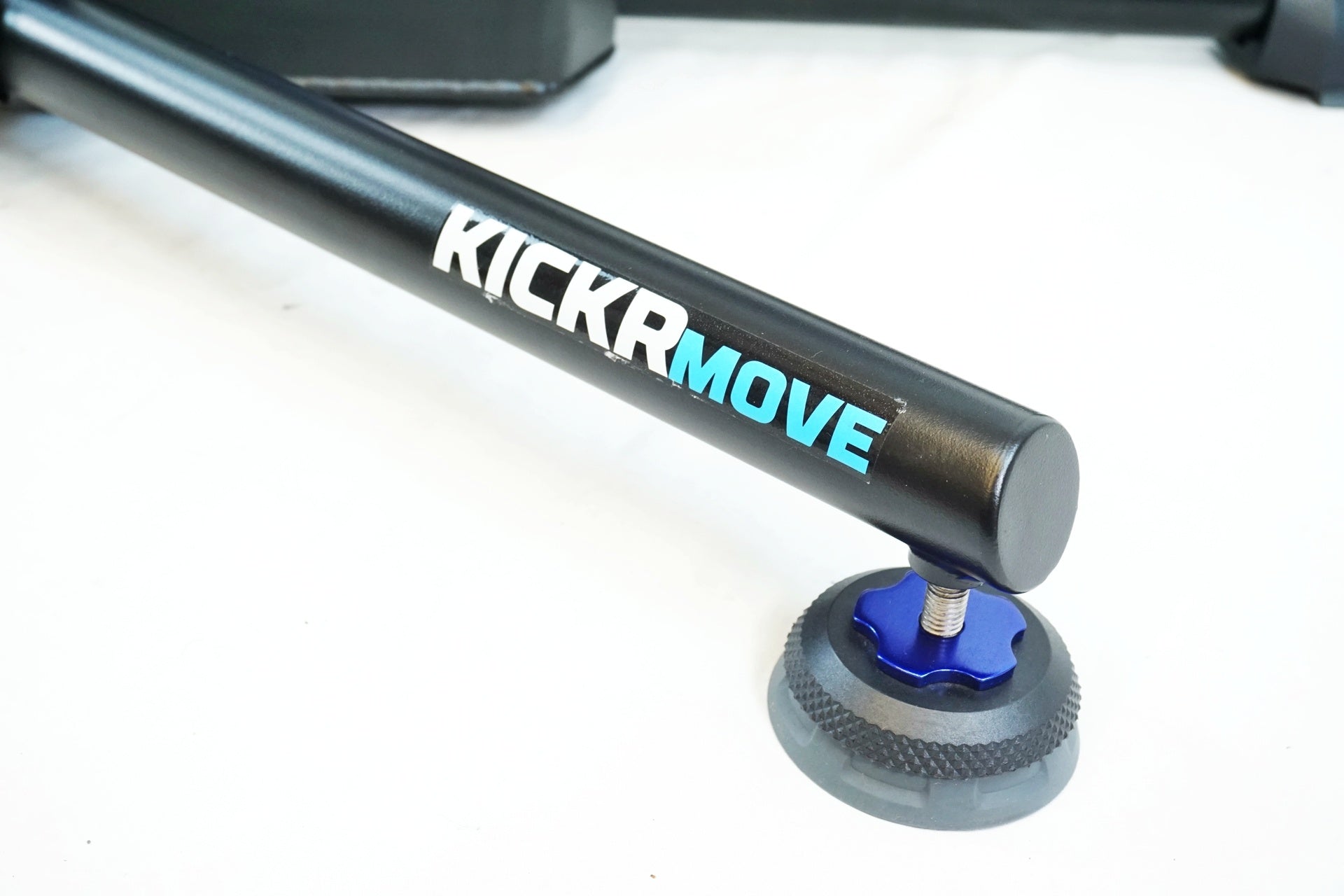 WAHOO 「ワフー」 KICKR MOVE スマートトレーナー / 有明ガーデン店