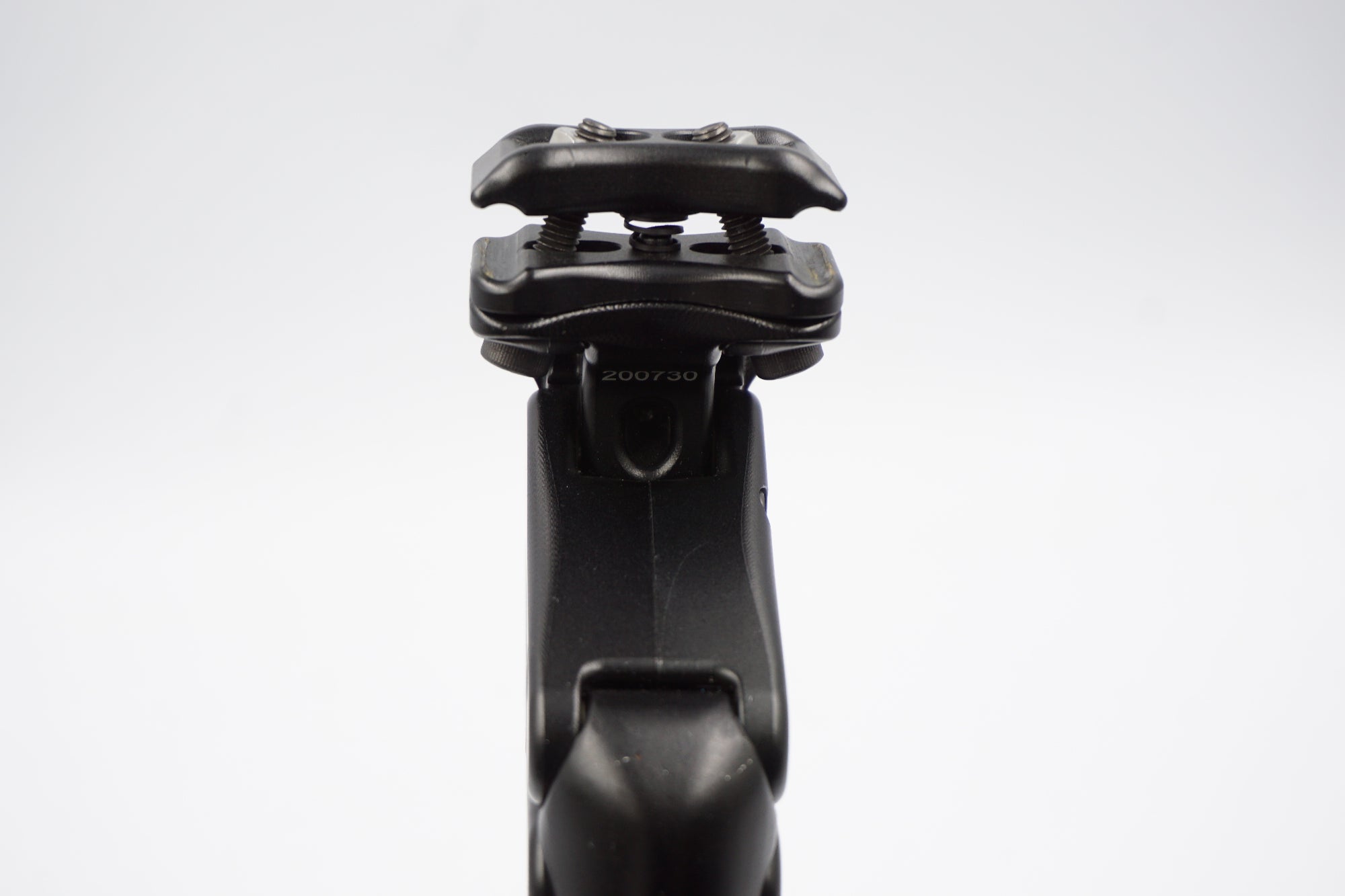 KINEKT 「キネクト」 サスペンション Φ27.2 350mm シートポスト / 奈良店