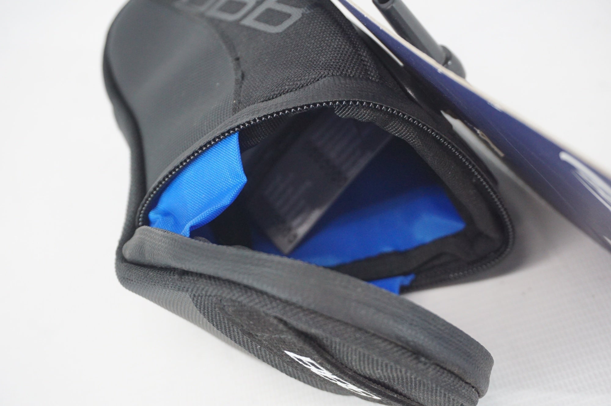 BBB 「ビービービー」 CURVEPACK Mサイズ サドルバッグ / 阪急塚口店