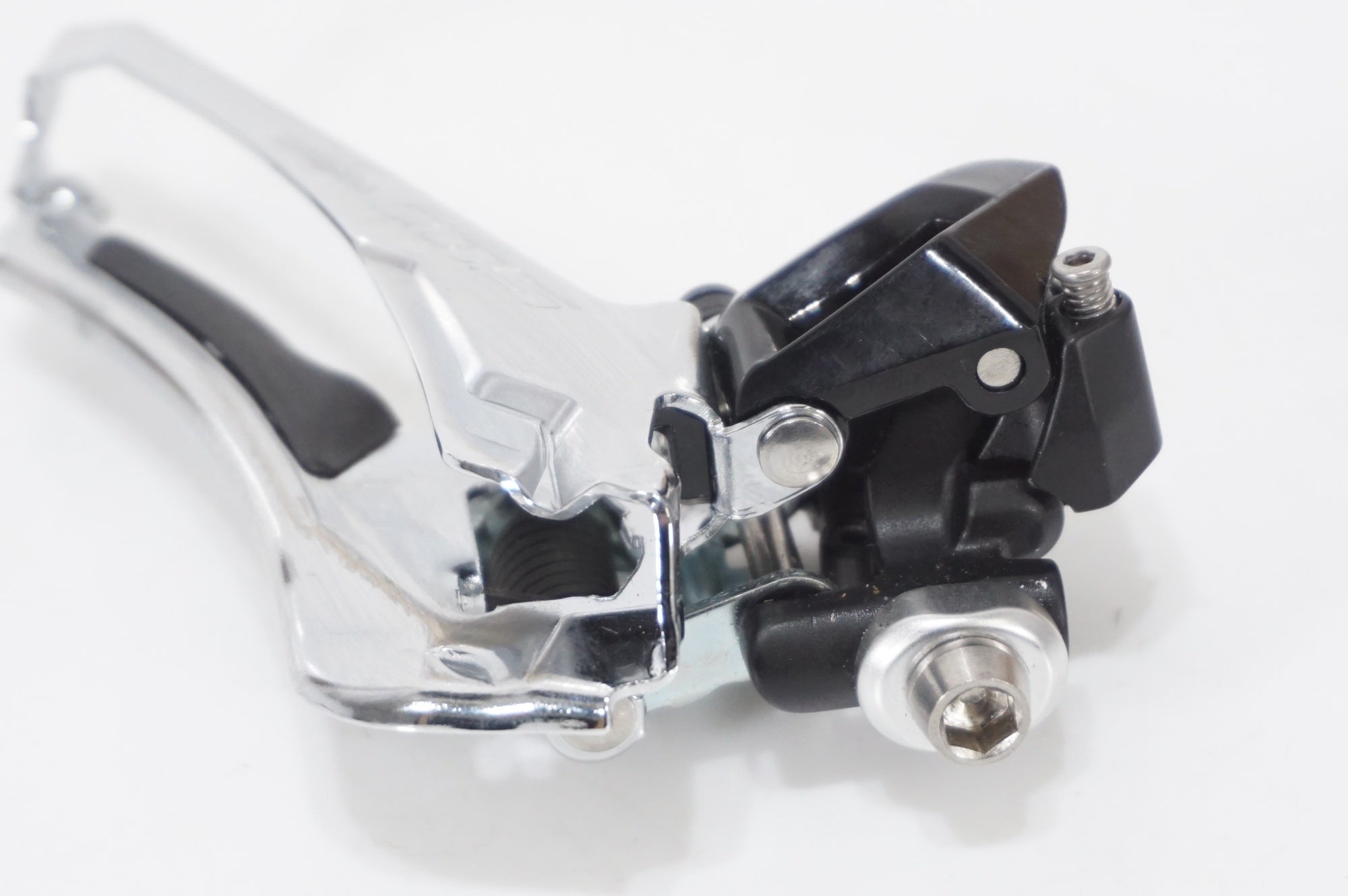 SHIMANO 「シマノ」 105 FD-R7000 フロントディレイラー / AKIBA店