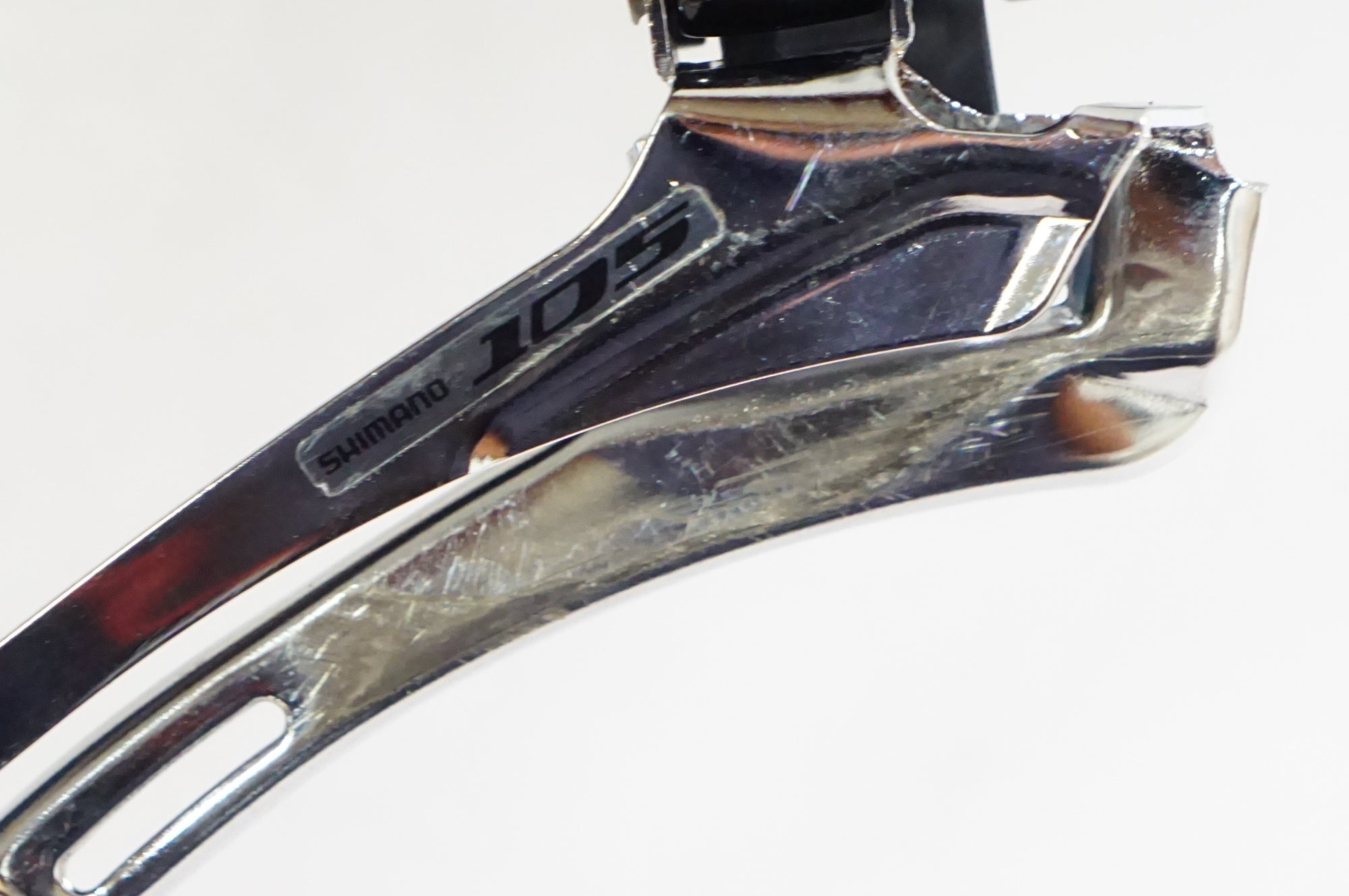 SHIMANO 「シマノ」 105 FD-5700 フロントディレイラー / 熊谷本店