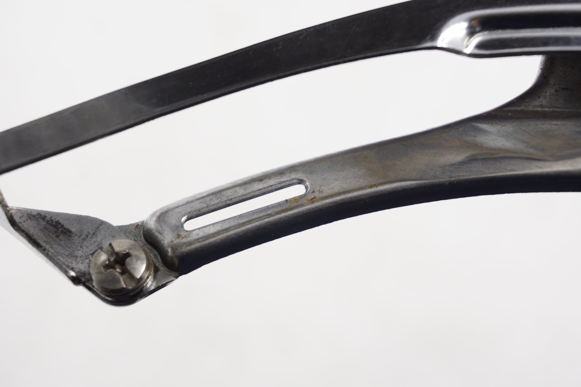 SHIMANO 「シマノ」 105 FD-5600 フロントディレイラー / 奈良店