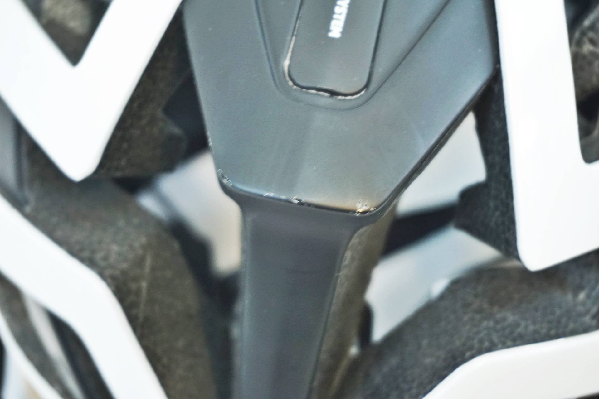 LAZER 「レーザー」 GENESIS Sサイズ ヘルメット / 有明ガーデン店