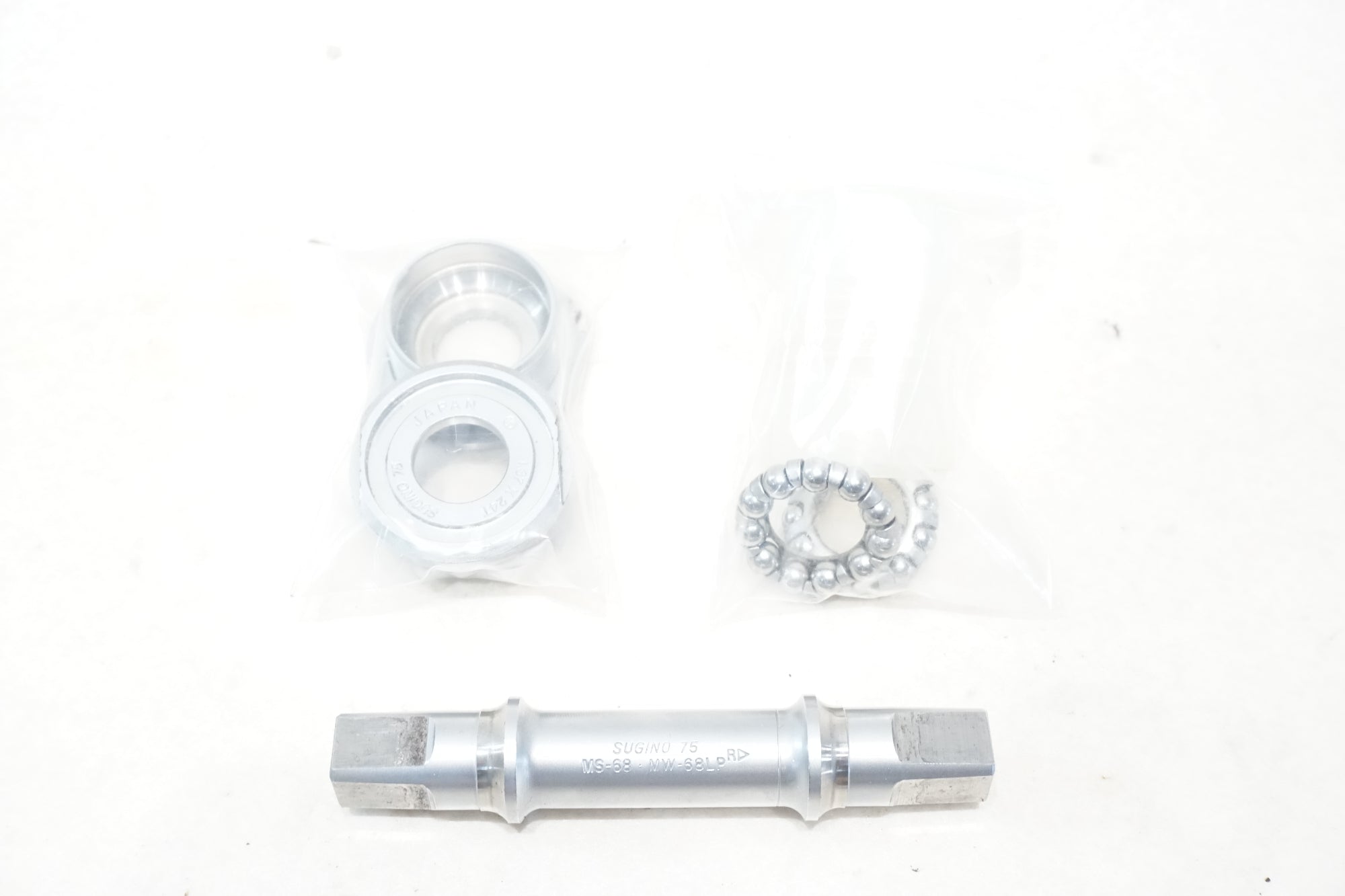 NJSボトムムランケット４つセット SUGINO75 SHIMANO HATTA SUGINO 「スギノ」 75 MS-68 NJS ボトムブラケットセット / 横浜戸塚店