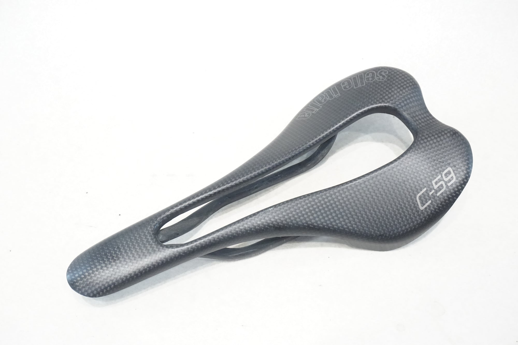 SELLE ITALIA 「セライタリア」 SLR C59 カーボンレール カーボン サドル / 横浜戸塚店