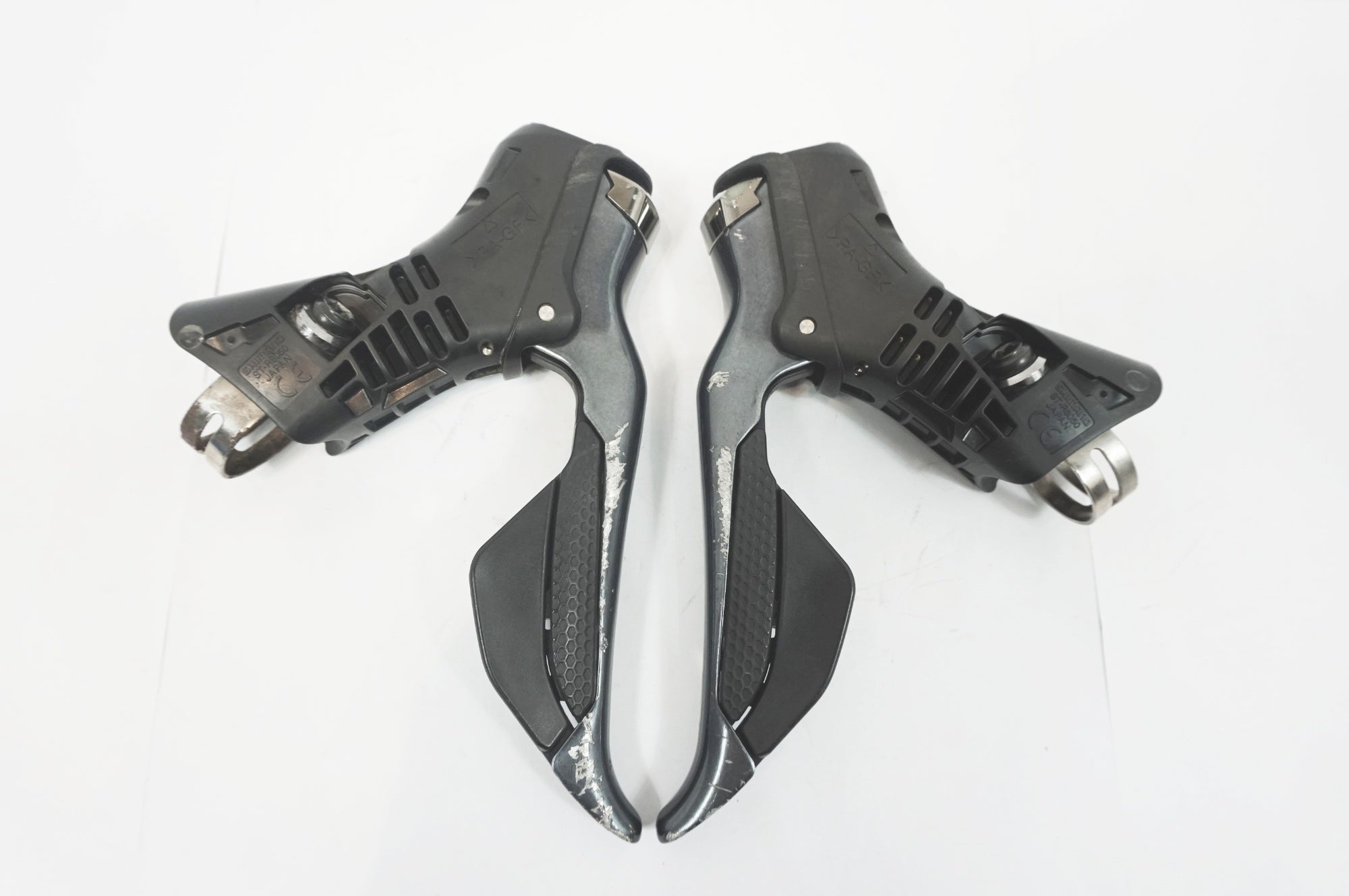 SHIMANO 「シマノ」 ULTEGRA ST-R8050 デュアルコントロール