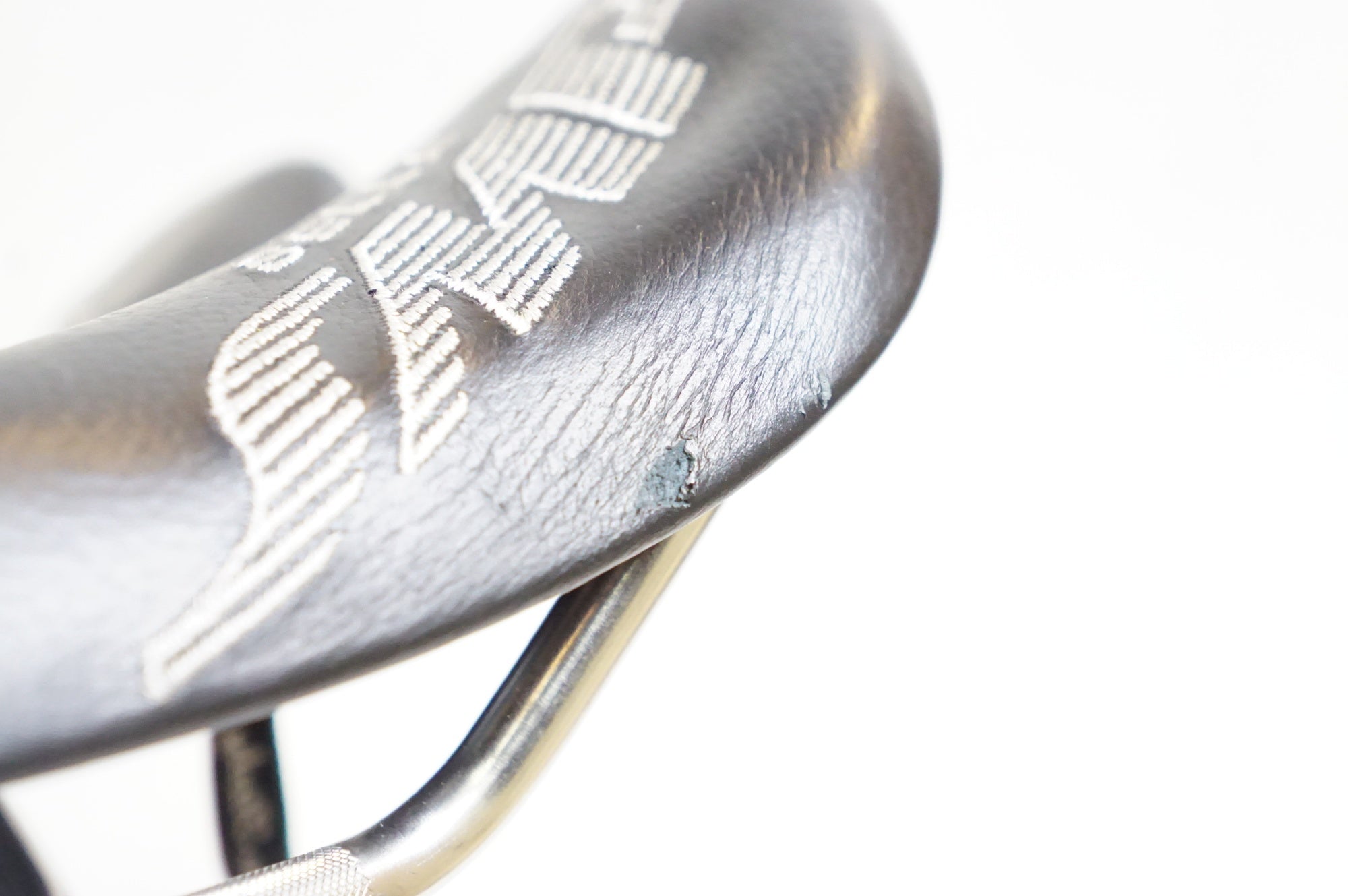 SELLE SMP 「セラエスエムピー」 COMPOSIT サドル / 熊谷本店