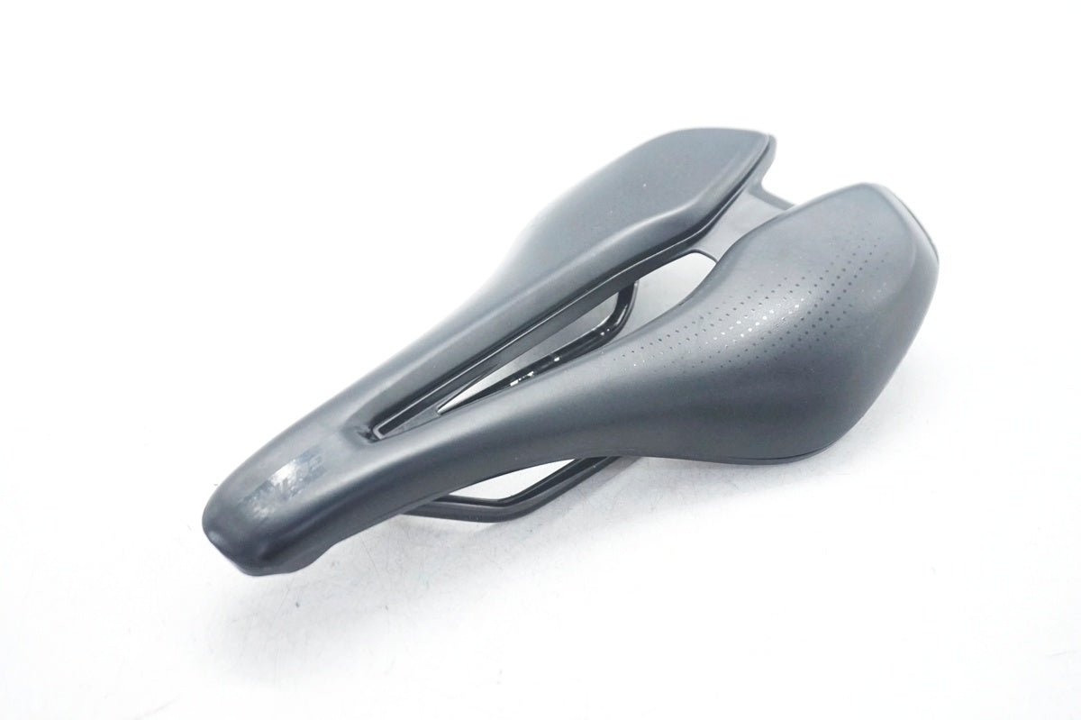 GIANT 「ジャイアント」 FLEET SL サドル / 大阪門真店